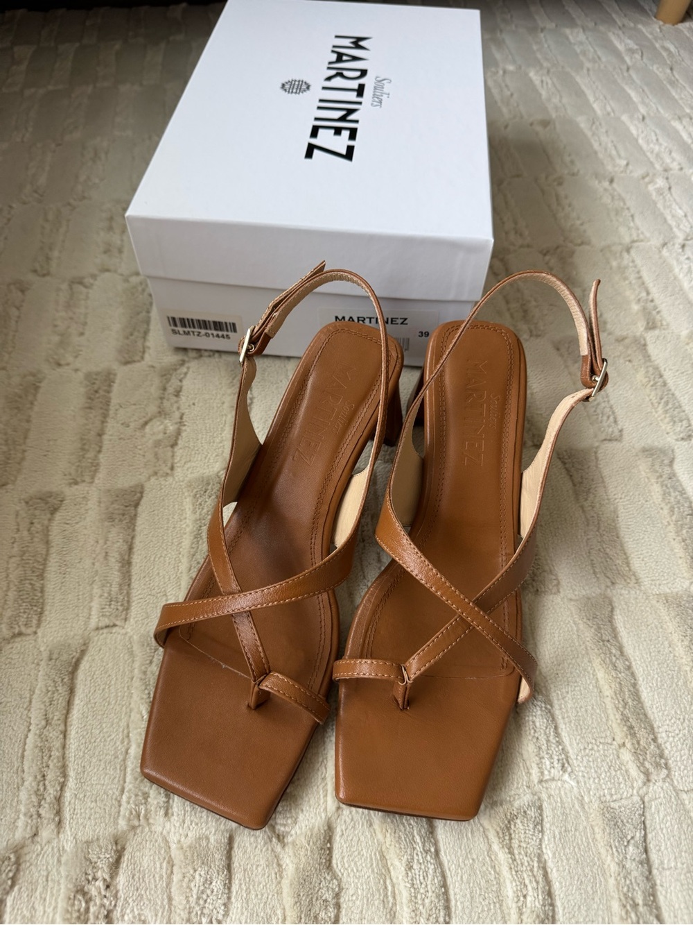 Souliers Martinez brown leather sandals EUR 39